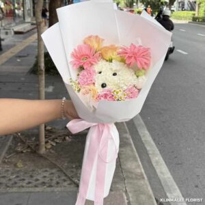 CAR08-ช่อดอกคาร์เนชั่นน่ารัก-หมาน้อยตะมุตะมิ