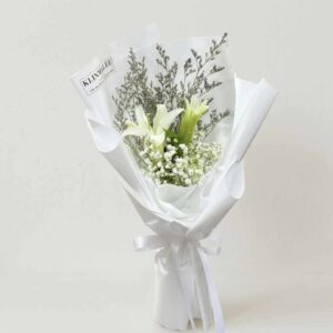 LI01-ช่อลิลลี่ขาว-ยิปโซ-โทนบริสุทธิ์-ห่อขาวสไตล์มินิมอล