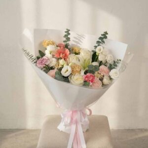 MPT04-ช่อลิลลี่ขาว-กุหลาบส้ม-โทนพีช-ห่อขาว-สไตล์เกาหลี