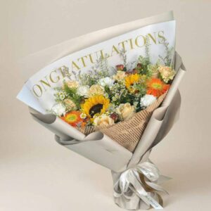 MY05-ช่อทานตะวัน-เยอบีร่าส้ม-โทนเหลือง-ห่อเทาหรู-ยินดี