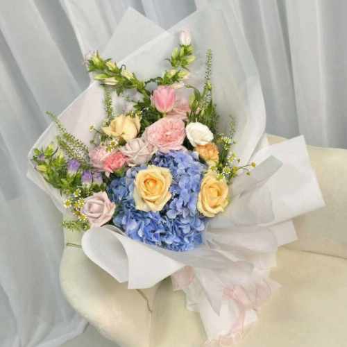 ศาสตร์แห่งการจัดช่อดอกไม้รวม (Mixed Bouquet): ศิลปะที่ไม่มีคำว่าผิดถูก