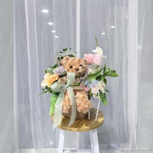 Pdool04-กระเช้าตุ๊กตาหมี โทนสีเขียว น่ารัก จำกัด 30 CM