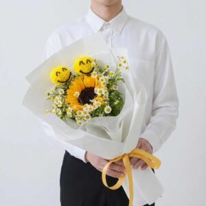 SUN04-ช่อทานตะวัน-ตกแต่งตุ๊กตายิ้ม-ของขวัญเด็กจบใหม่-สร้างสรรค์