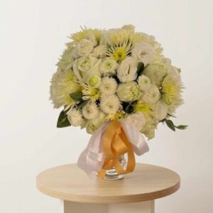 VASECLW04-แจกันดอกโทนขาว-กุหลาบขาว-โทนเหลืองอ่อน-จัดทรงกลม