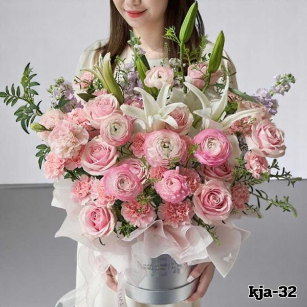 kja-32-ถังดอกไม้สีเงิน โทนชมพูลิลลี่ขาว