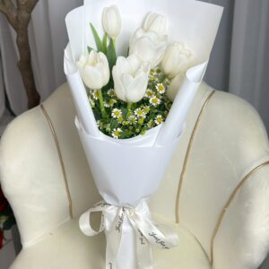 best-97-ช่อดอกทิวลิป-[ร้านดอกไม้ แถวเกษตร มหาวิทยาลัย ส่งฟรี]